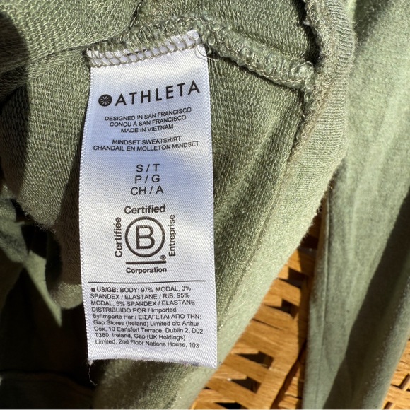Athleta Green Sweater Women’s Small TALL - Picture 5 of 6